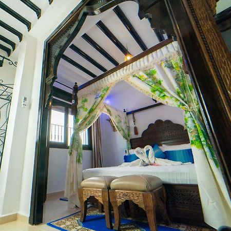 Maison D'Hotes Afassi เชฟชาอูน ภายนอก รูปภาพ