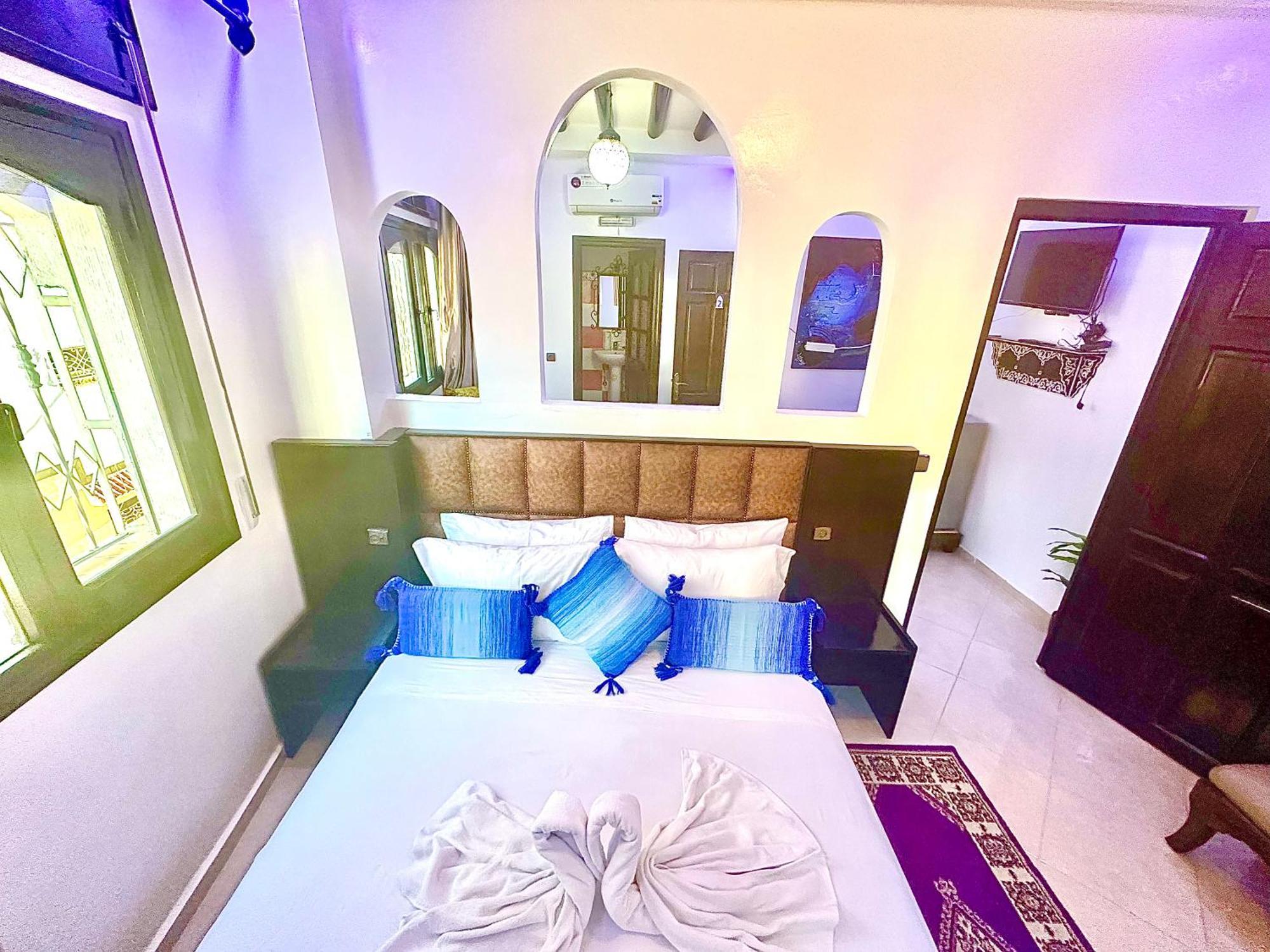 Maison D'Hotes Afassi เชฟชาอูน ภายนอก รูปภาพ