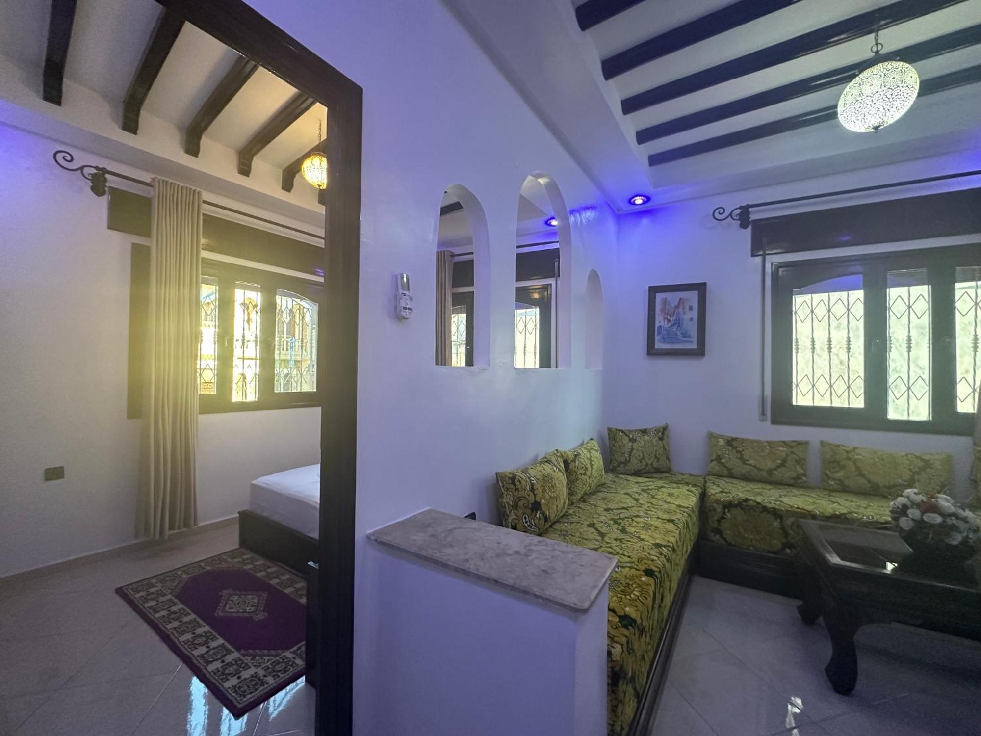 Maison D'Hotes Afassi เชฟชาอูน ภายนอก รูปภาพ