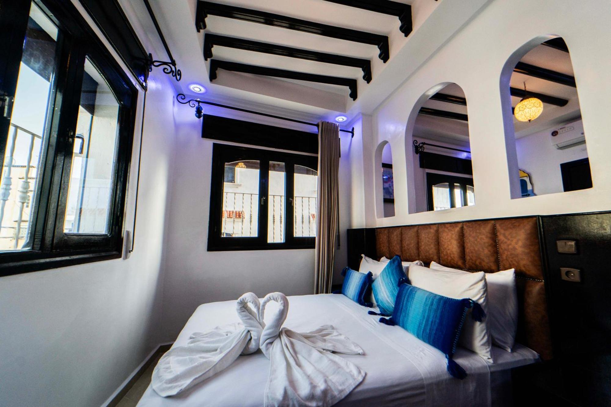 Maison D'Hotes Afassi เชฟชาอูน ภายนอก รูปภาพ