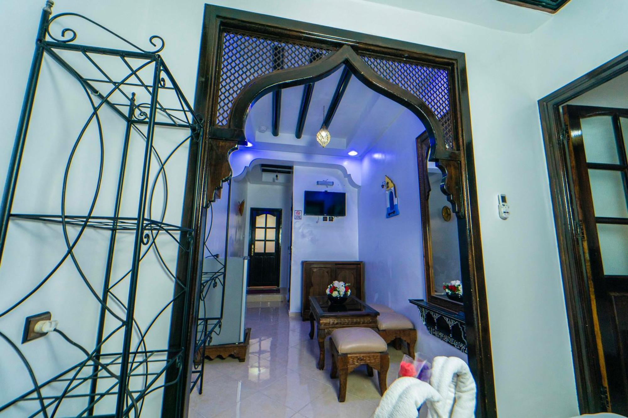 Maison D'Hotes Afassi เชฟชาอูน ภายนอก รูปภาพ