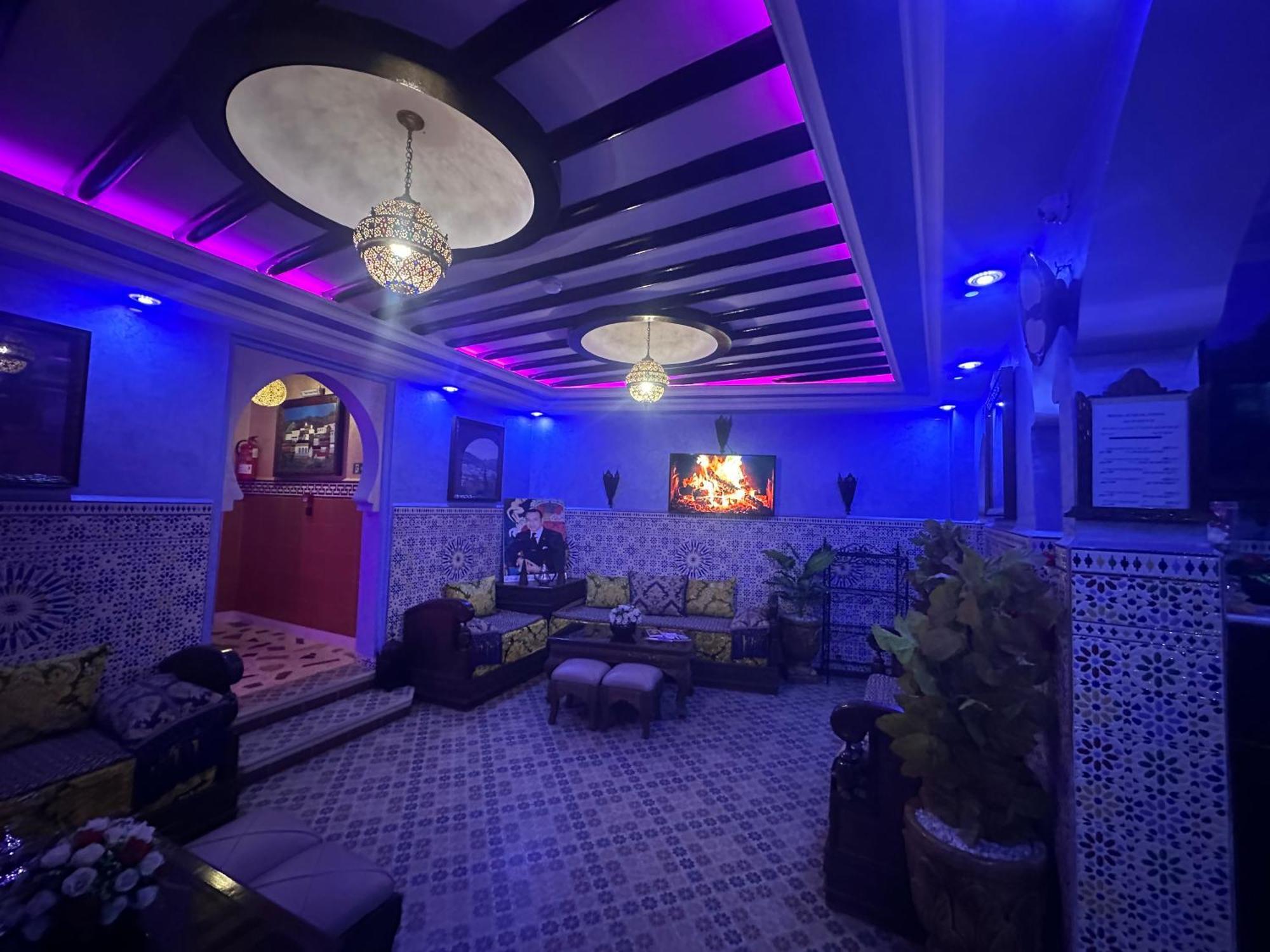 Maison D'Hotes Afassi เชฟชาอูน ภายนอก รูปภาพ