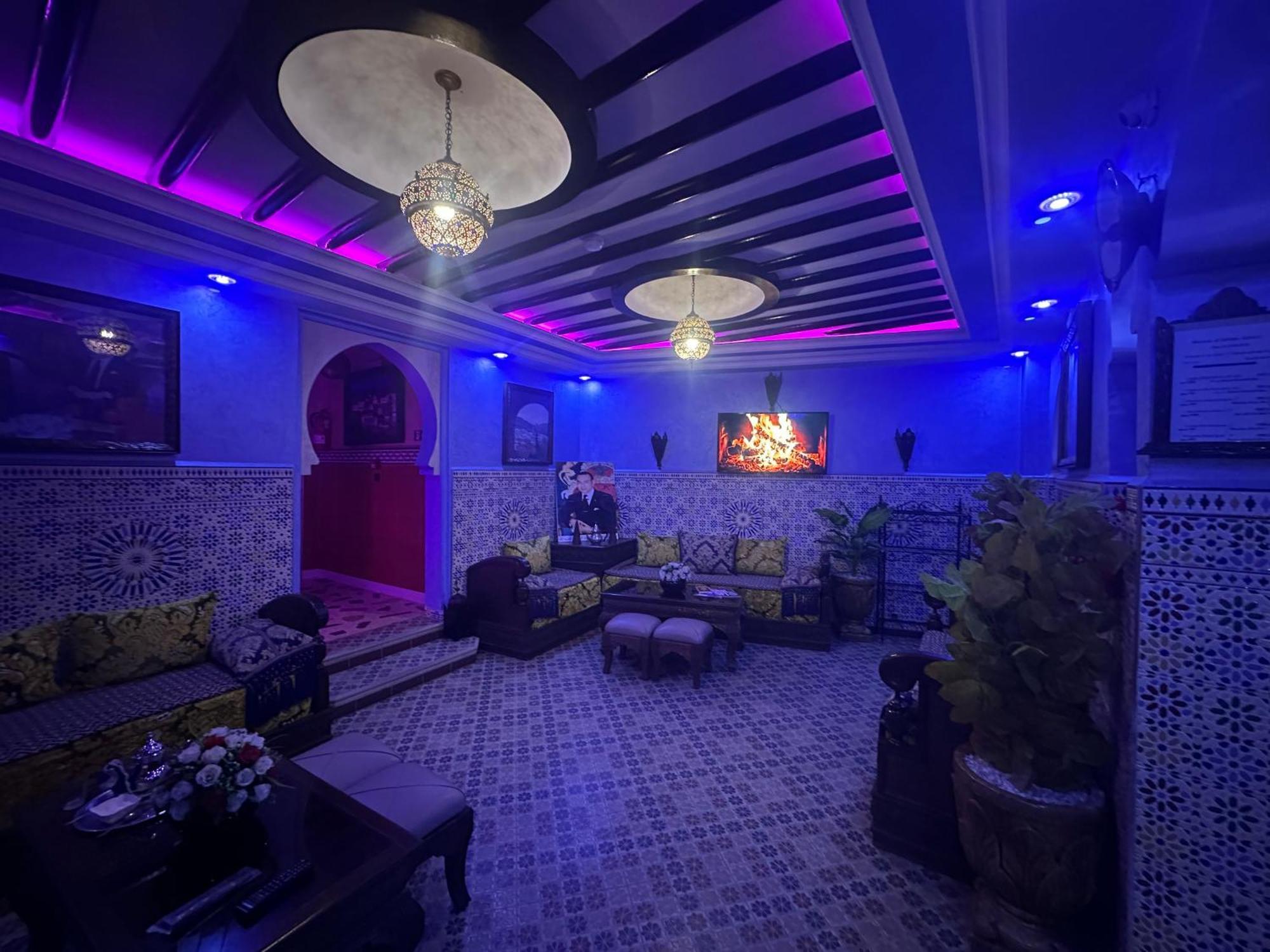 Maison D'Hotes Afassi เชฟชาอูน ภายนอก รูปภาพ